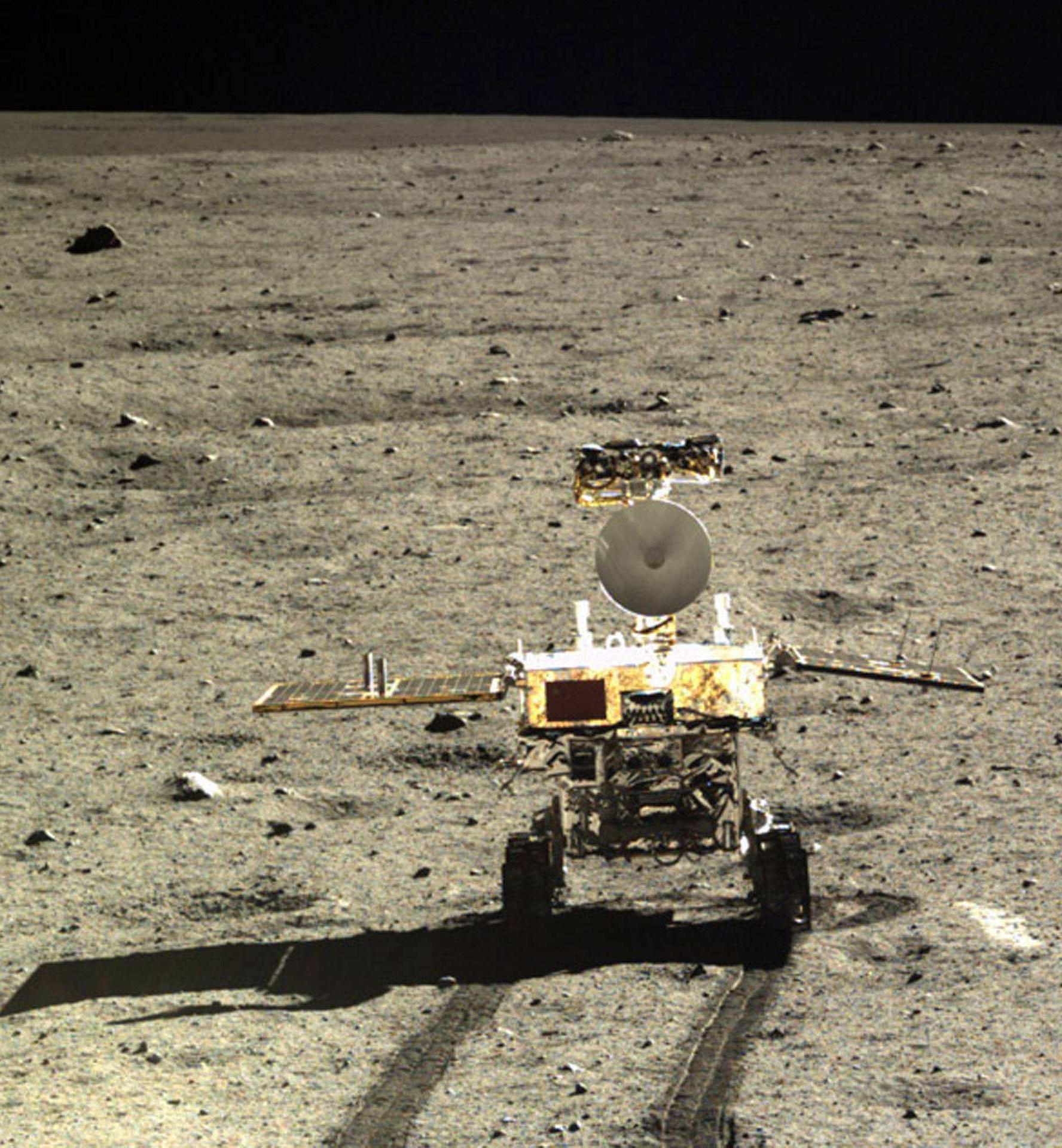 Lunar Probe Chang'e-3 Soft-lands on Moon, Scientific Equipment Aboard Starts Working