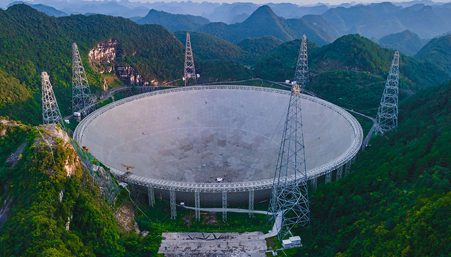 Depolarized Waves Point to the Origin of Fast Radio Bursts