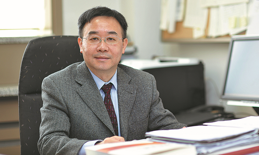 Leading Scientist Revels in Challenges