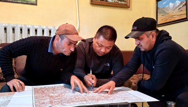 Scientists Work Together to Protect Transnational Species