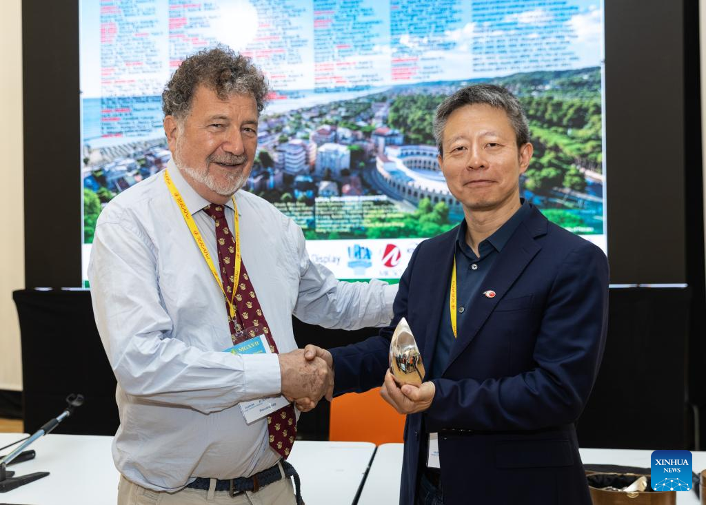 FAST Provides New Platform for Astronomical Cooperation between China and Europe