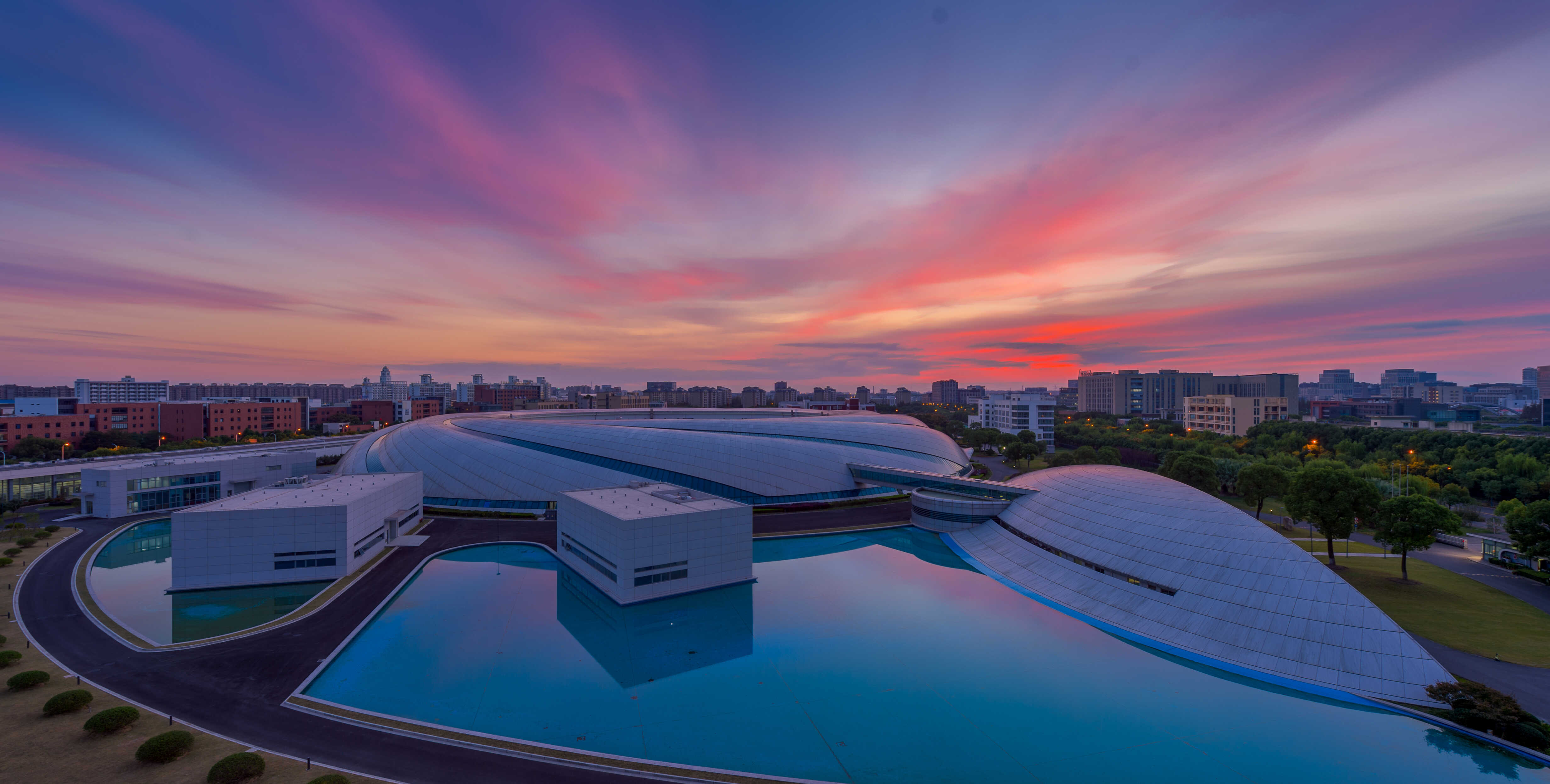 Shanghai Synchrotron Radiation Facility Illuminates Understanding of the Molecular World