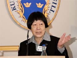 Prof. ZHANG Miman gives a talk at the Artedi Lectures at the Royal Swedish Academy of Sciences in Stockholm, Sweden, on 5 December.