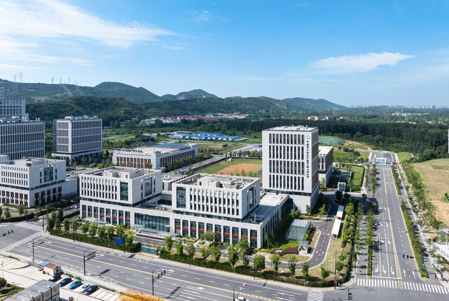 Birdview of the Nanjing Institute of Geography and Limnology