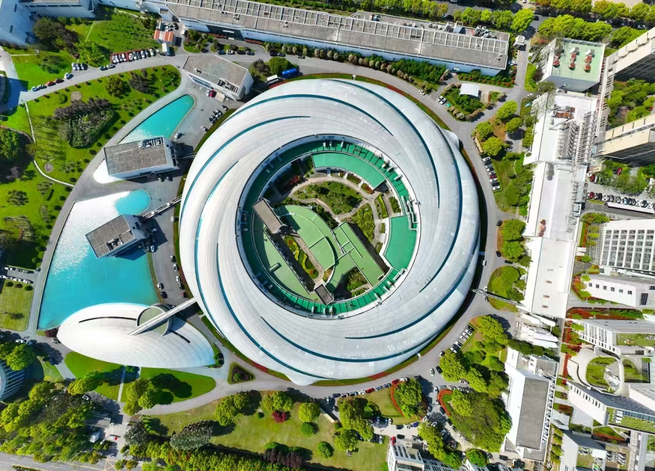 Shanghai Synchrotron Radiation Facility of the Shanghai Advanced Research Institute