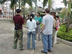 Prof. Long talks about religious plants of the Dai people with his students at Xishuangbanna.