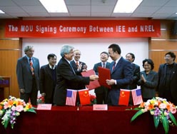 CAS institute, US national lab ink MOU on renewable energy sources