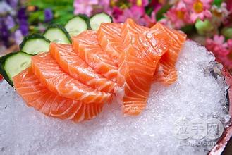 China Experiments with Salmon Farming in Temperate Sea Water