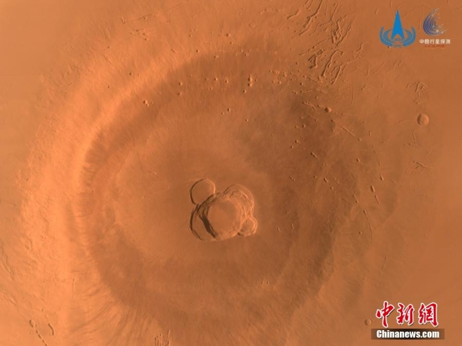 Mars Images Captured by China's Tianwen-1 Probe Released