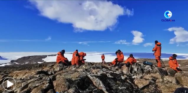 Chinese Researcher Recalls Antarctic Scientific Expedition