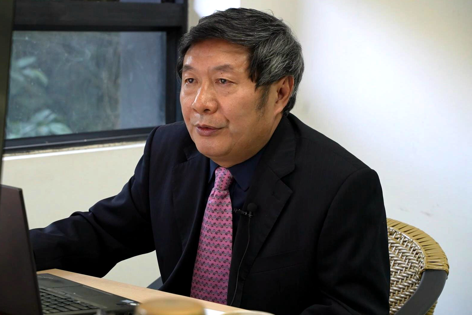 Prof. Chen Jin attends awarding ceremony online.jpg