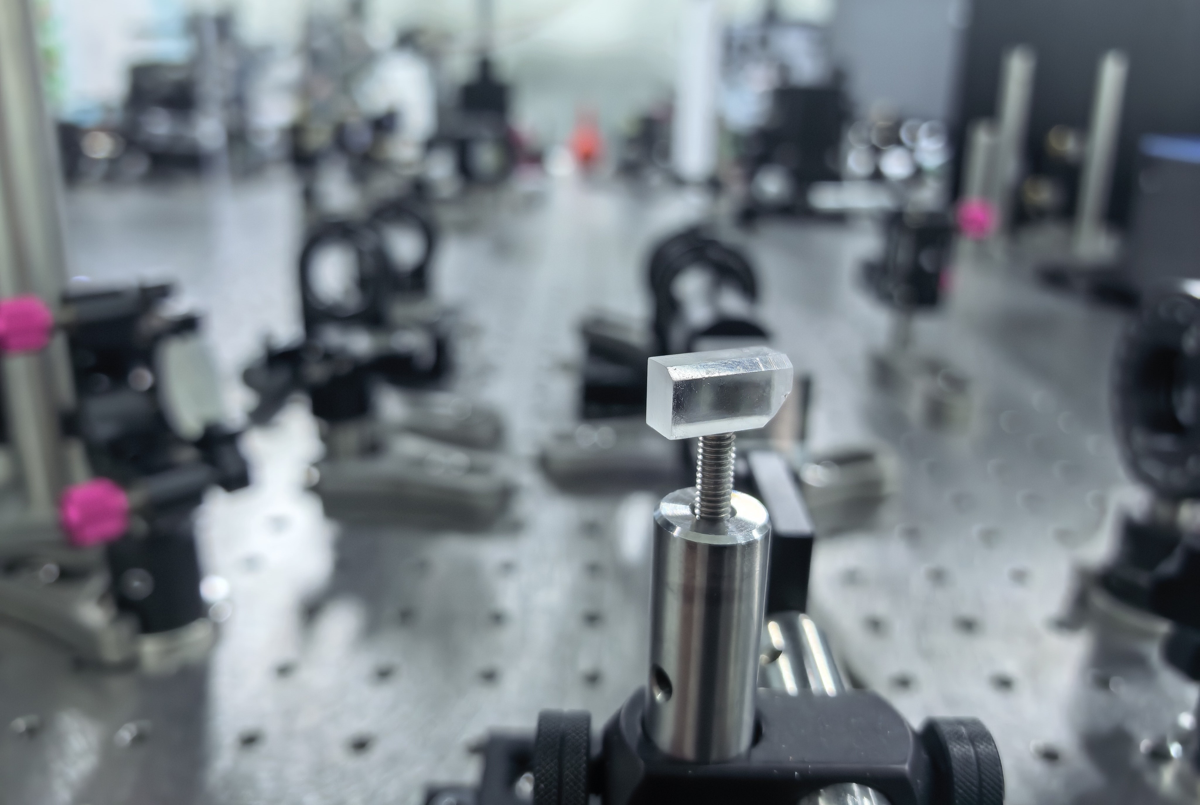 Researchers Develop High-Performance Vacuum Ultraviolet Nonlinear Optical Crystal ABF