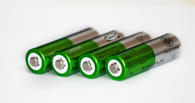 batteries-364217_640.jpg