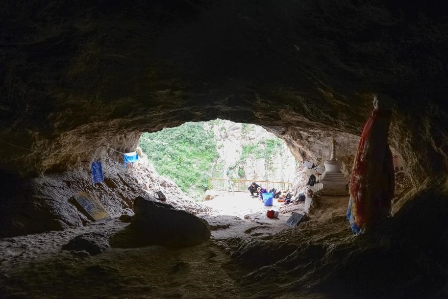 Baishiya Karst Cave.jpg